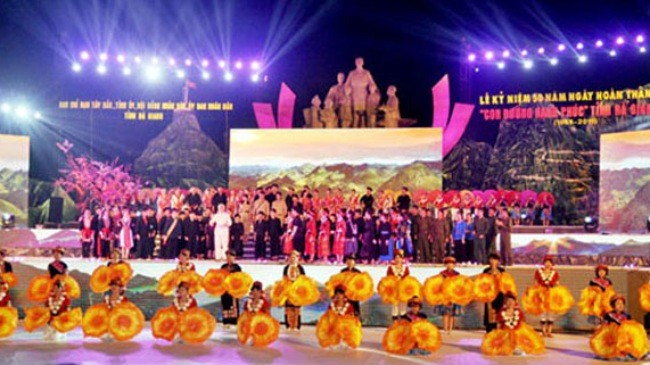 Celebration of 50th anniversary of the Happiness Road - ảnh 1